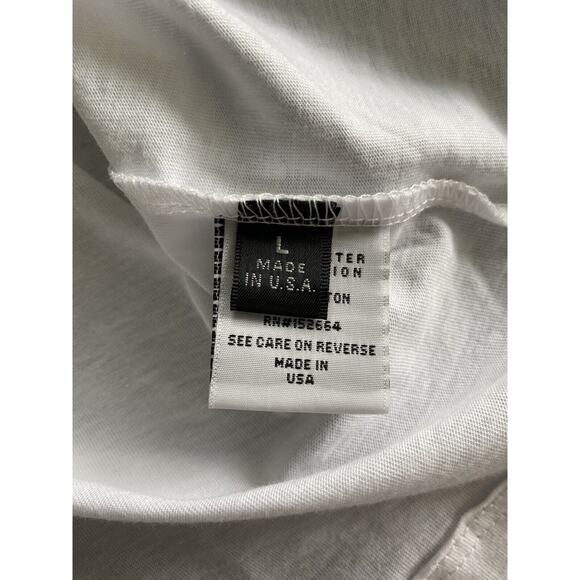 New Prince Peter Collection Rainbow Hearts Pride White T-Shirt Love Large NWT - Picture 9 of 11